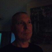 ,  Deniss, 42