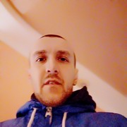  ,  Chat, 34