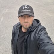  ,   Alex, 41 ,   ,   