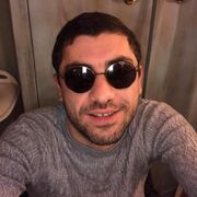  ,   Hayk, 33 ,     