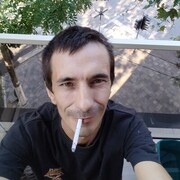  ,   Voland, 44 ,  
