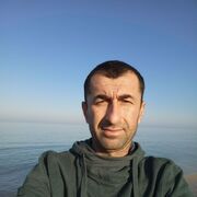  ,  Zarif, 44