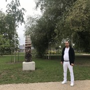  ,  Kolya, 48