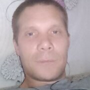  ,   Anatolij, 32 ,   ,   