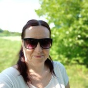  ,   Julia, 49 ,   