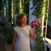  ,  Lana, 52