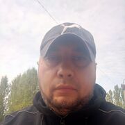  ,  Alex, 41