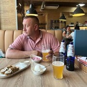  ,   Rinat, 49 ,   c 