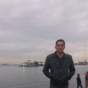  ,   Azat, 52 ,   