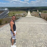  ,   Anton, 32 ,   ,   , c 