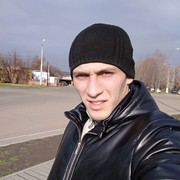  ,  Nikita, 32