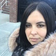  Albertson,  Mira, 44
