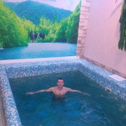  ,   Denis, 32 ,   