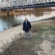  ,  Ilyaska, 18