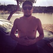  ,   Maxim, 32 ,   ,   , c , 