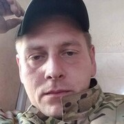  ,  Alex, 35