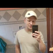  ,   Artur, 28 ,   ,   