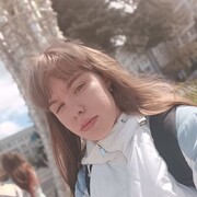  , 