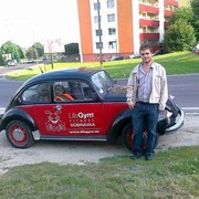  ,   Andrej, 40 ,   ,   , c 