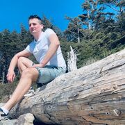  Bothell,  Valera, 27
