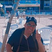  ,  Amr, 52