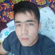 ,  Ali, 32
