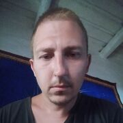  ,  Vitalij, 32