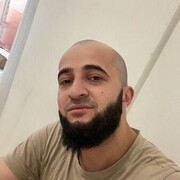  ,   Ali, 25 ,   