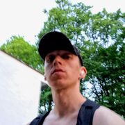  ,  Dima, 36