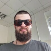   )))