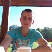  ,  Edvinas, 32