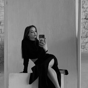  ,  Polina, 21