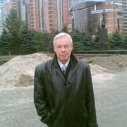  Essen,   , 77 ,     , c 