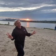  --,   , 52 ,  