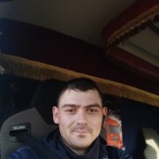  ,   Azik, 35 ,  