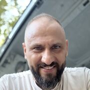  ,  Gokhan, 40