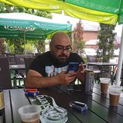  ,  Ruben, 40