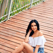  ,  Elena, 37