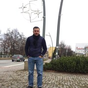  ,   Levan, 28 ,     