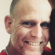  ,  Tomas, 49