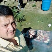  ,   Garik, 46 ,     