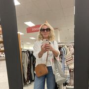  ,   Valentina, 64 ,   ,   , c 