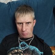  ,  Viktor, 36