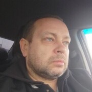  ,  Alex, 44