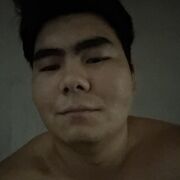  ,  Bona, 24