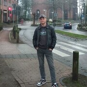  Krefeld,   Artur, 40 ,   ,   , c , 