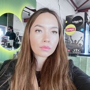  , 