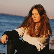 ,   Nina, 26 ,   ,   