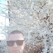  ,  Anton, 37
