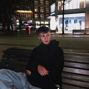  ,   Arthur, 21 ,   ,   